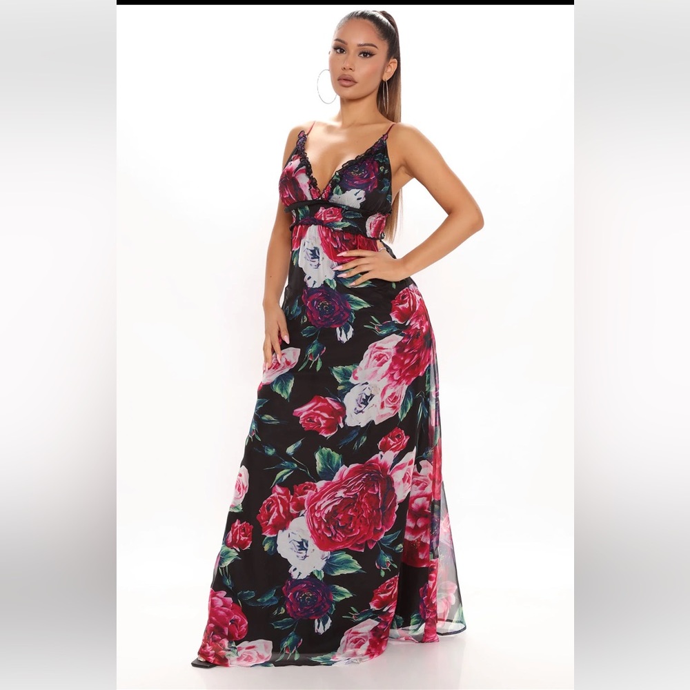 Floral Beauty Maxi Dress - Black/combo size XS